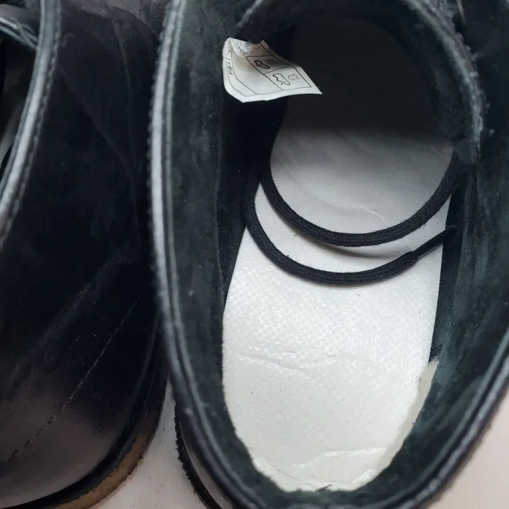 UGG Australia Boots Mens Sz 8.5 Black Leather Leighton Chukka Ankle Classic
